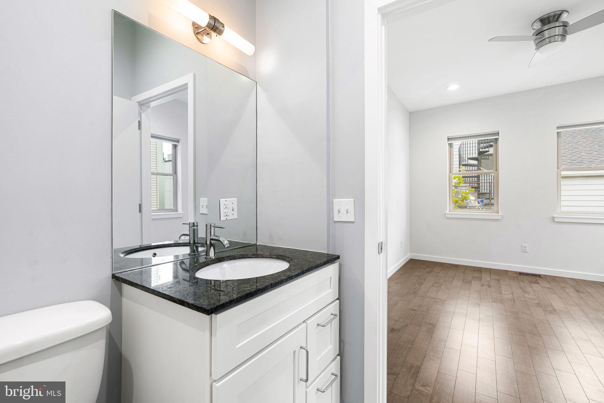 1734 Wylie Street, Unit B Philadelphia, PA 19130 - Photo 26 of 36 2nd fl back bedroom en suite bathroom