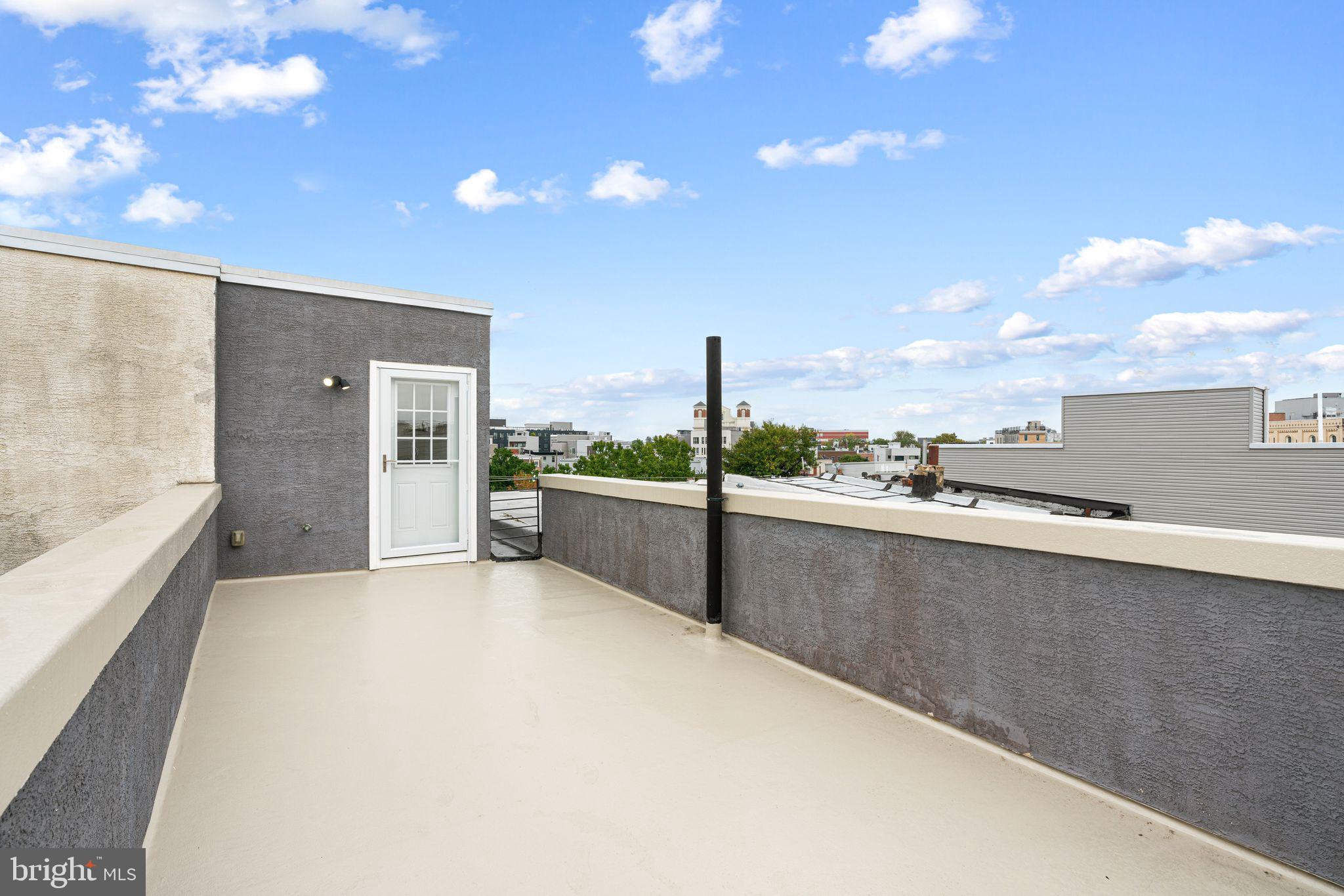 1734 Wylie Street, Unit B Philadelphia, PA 19130 - Photo 34 of 36