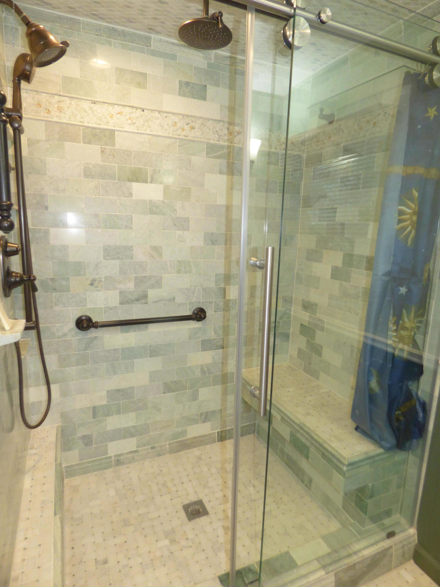 417 Moore Road Neptune Township, NJ 07753 - Photo 15 of 38 P1030967