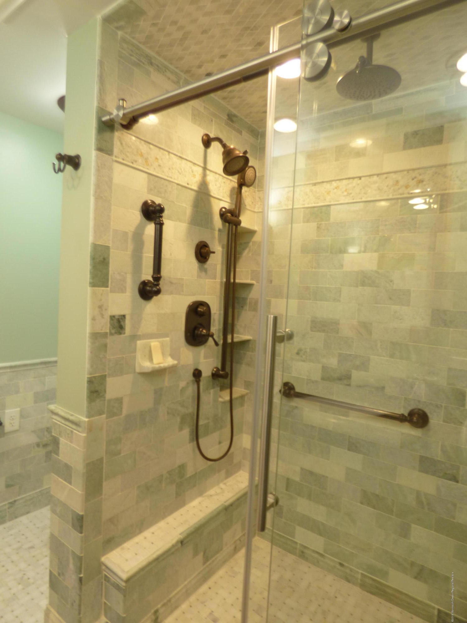 417 Moore Road Neptune Township, NJ 07753 - Photo 16 of 38 P1030972