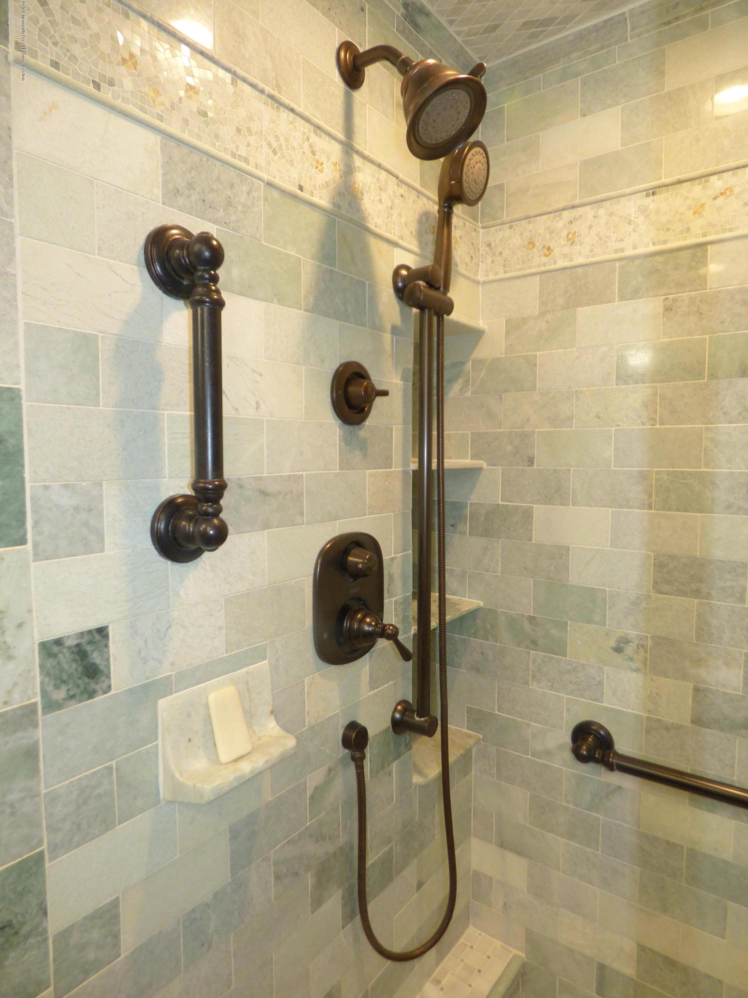 417 Moore Road Neptune Township, NJ 07753 - Photo 18 of 38 P1030966