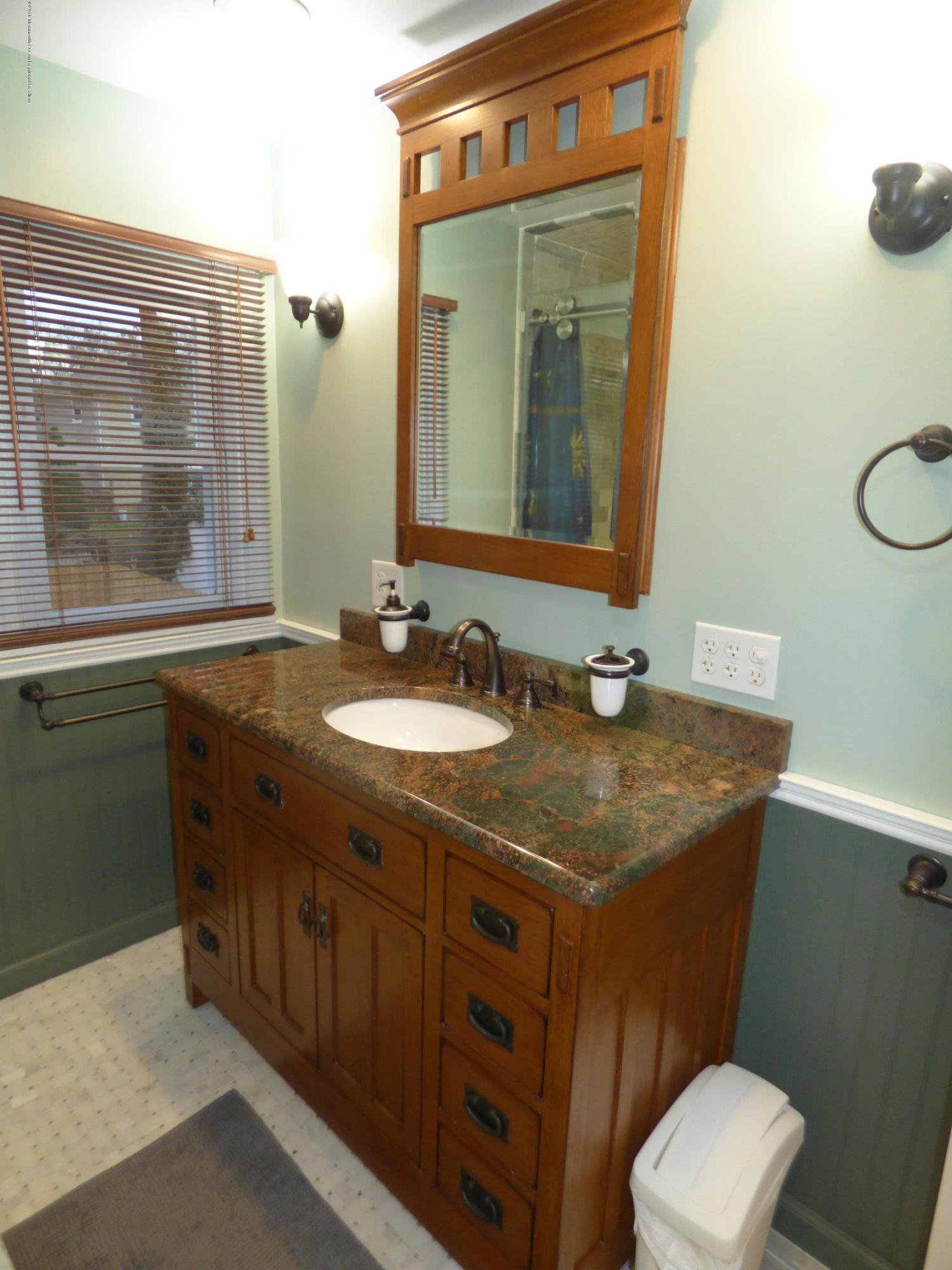 417 Moore Road Neptune Township, NJ 07753 - Photo 23 of 38 P1030964