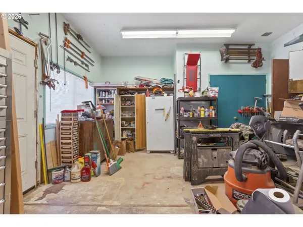 a view of a storage & utility room