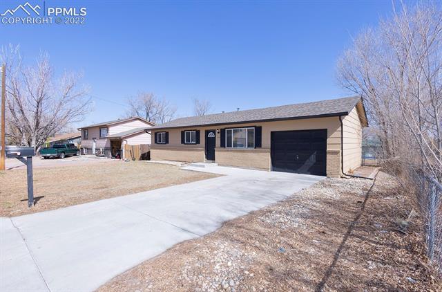 1715 Barkley Road Colorado Springs, CO 80906 - Photo 3 of 27