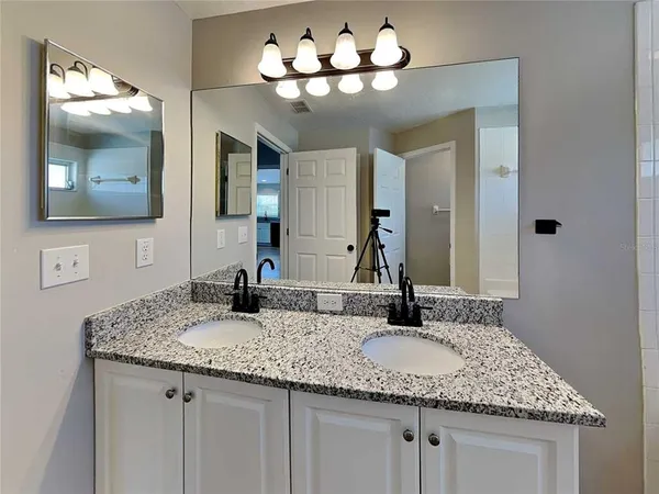 $2,639 | Undisclosed Address, Lutz, FL 33559