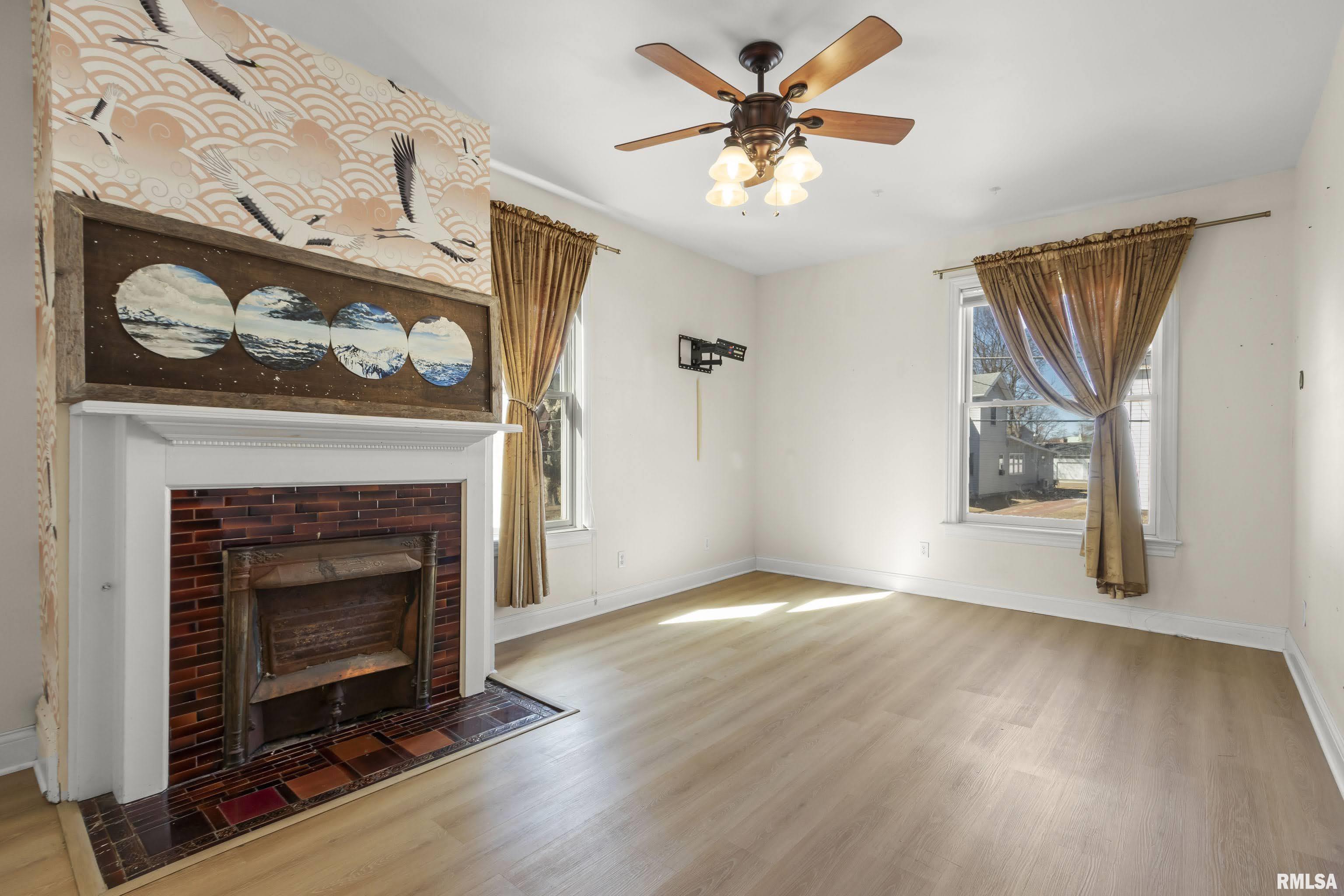 528 West High Street Peoria, IL 61606 - Photo 21 of 54