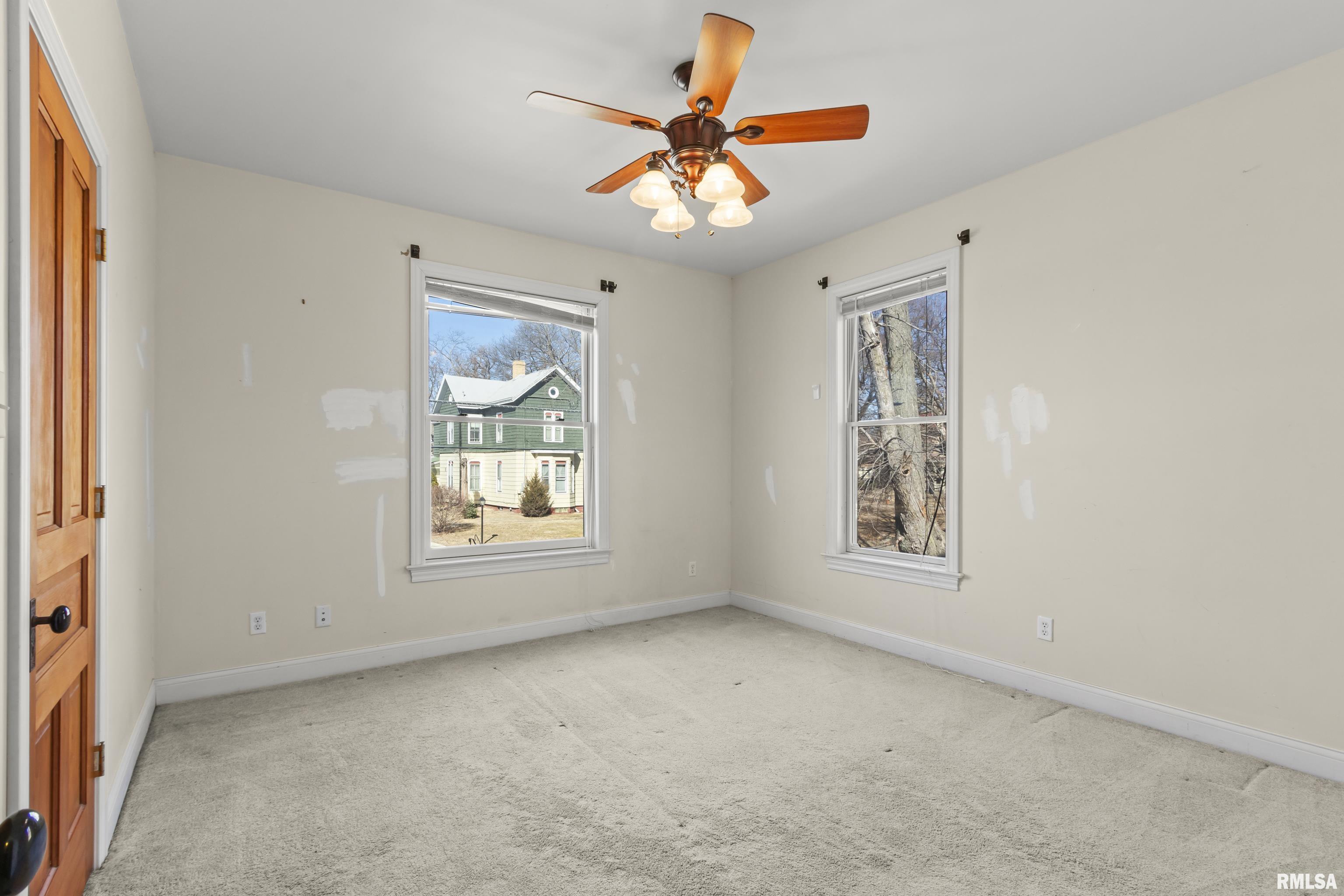 528 West High Street Peoria, IL 61606 - Photo 28 of 54