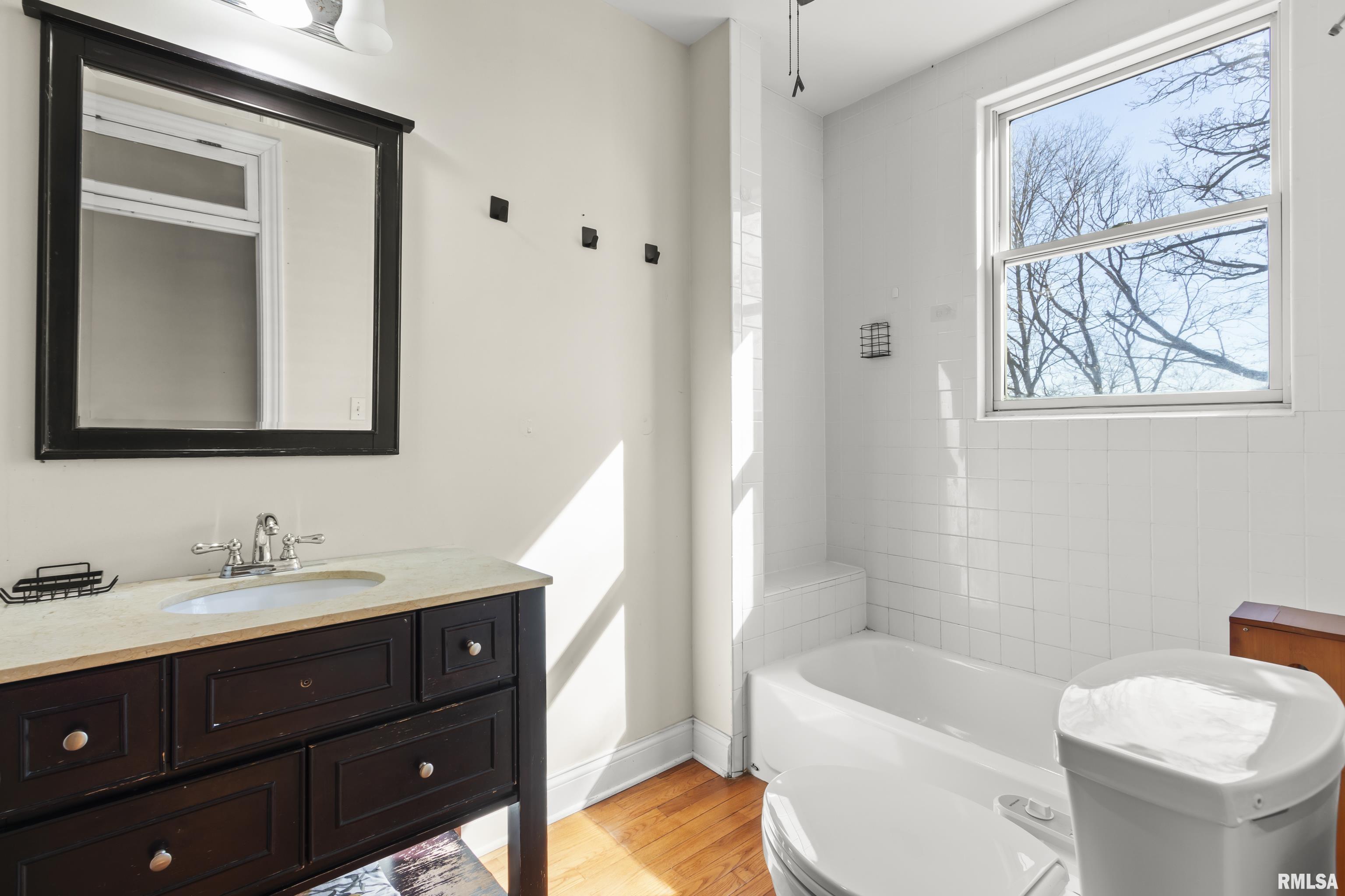 528 West High Street Peoria, IL 61606 - Photo 32 of 54