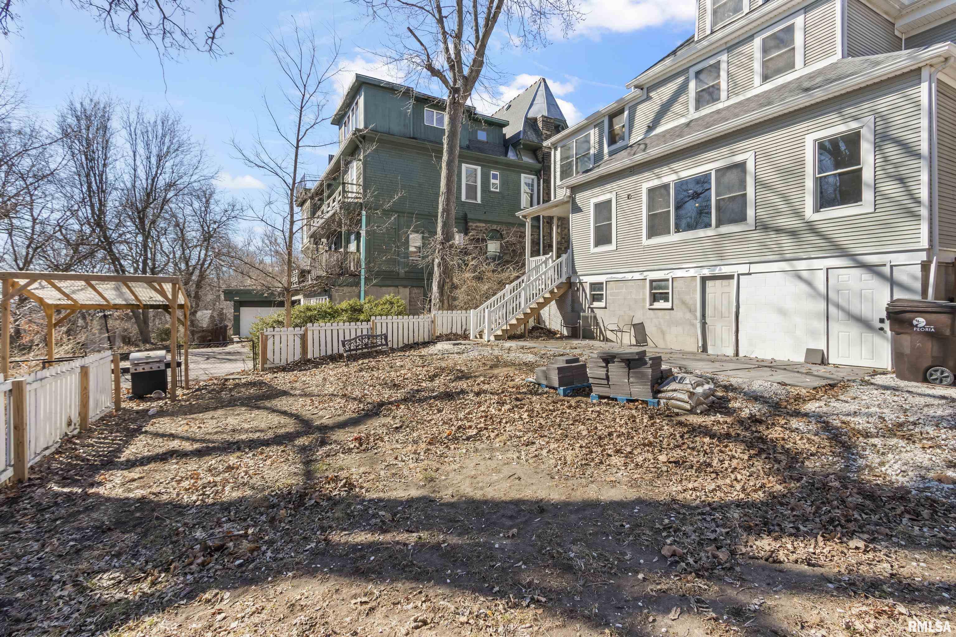 528 West High Street Peoria, IL 61606 - Photo 41 of 54