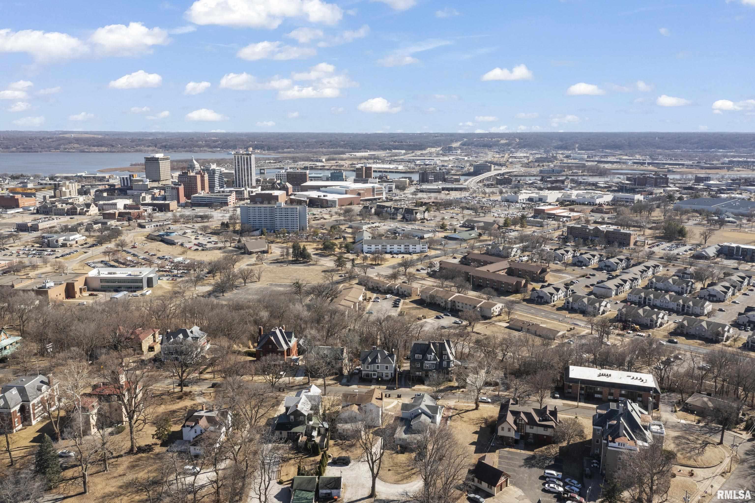 528 West High Street Peoria, IL 61606 - Photo 49 of 54