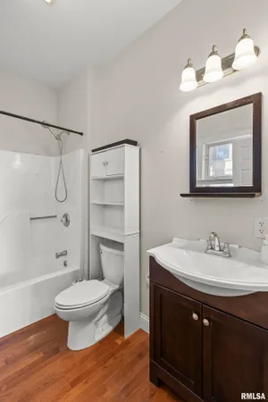 $349,900 | 528 West High Street, Peoria, IL 61606