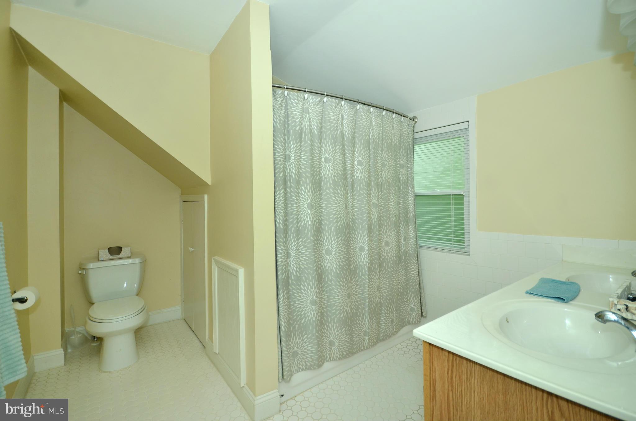 4 Gorsuch Road Lutherville-Timonium, MD 21093 - Photo 19 of 24 BATHROOM
