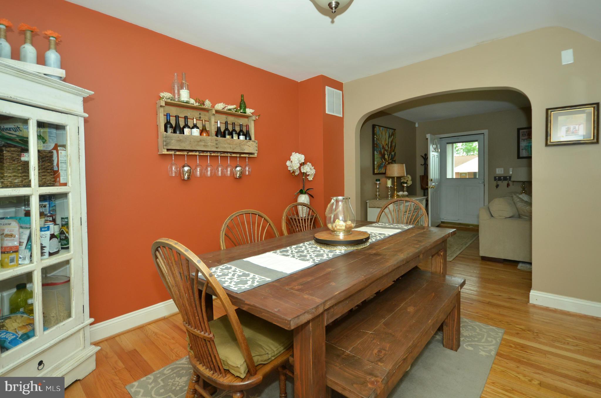 4 Gorsuch Road Lutherville-Timonium, MD 21093 - Photo 7 of 24 DINING ROOM