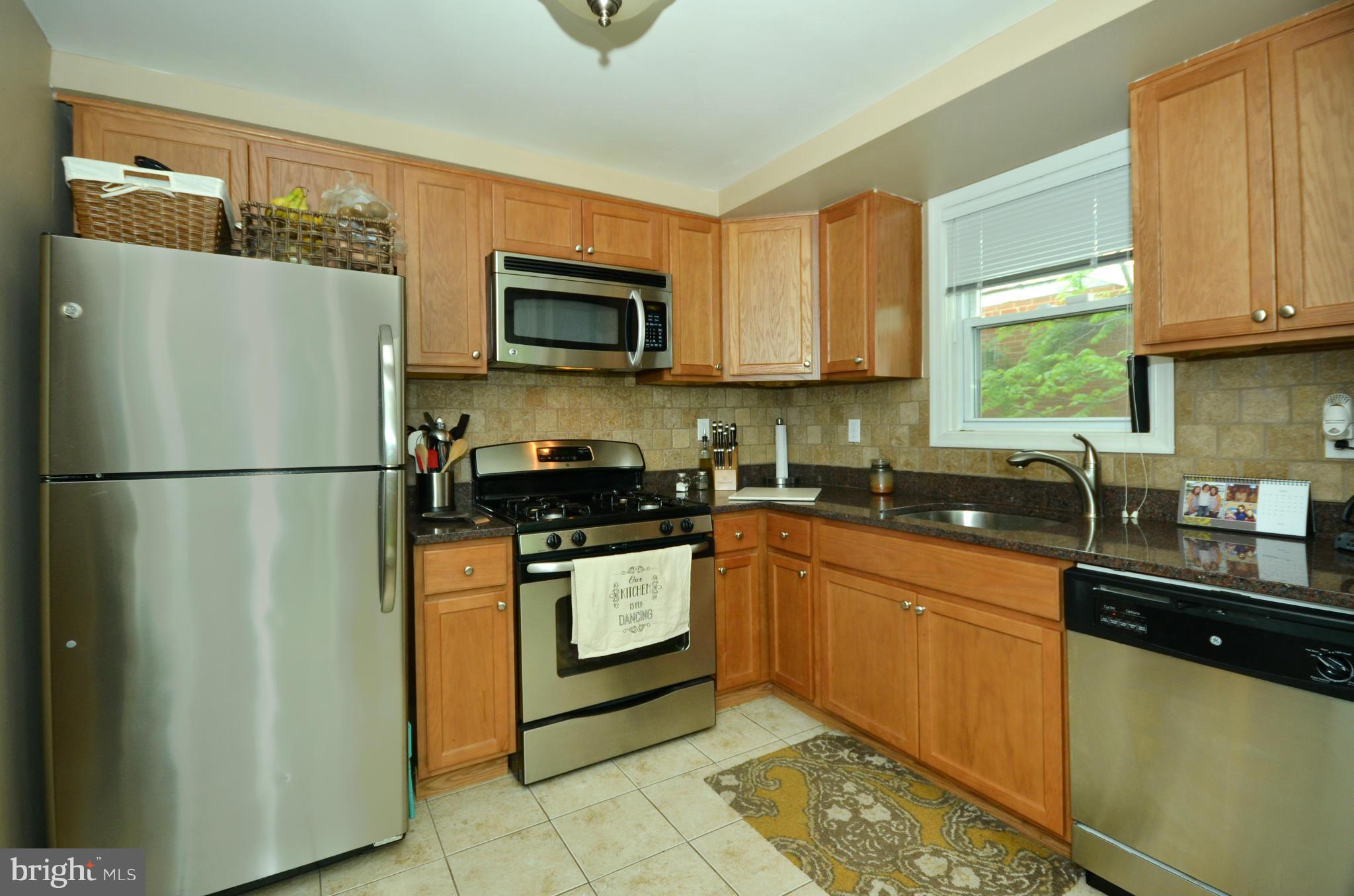 4 Gorsuch Road Lutherville-Timonium, MD 21093 - Photo 9 of 24 KITCHEN