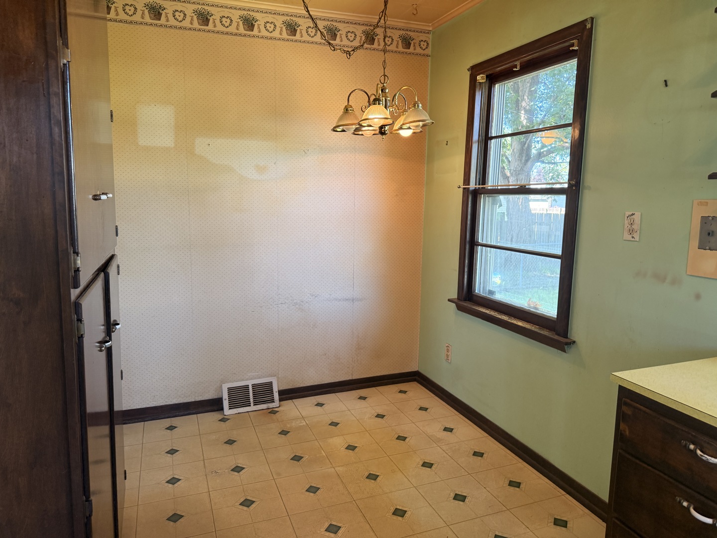 811 1st Street Colona, IL 61241 - Photo 32 of 48