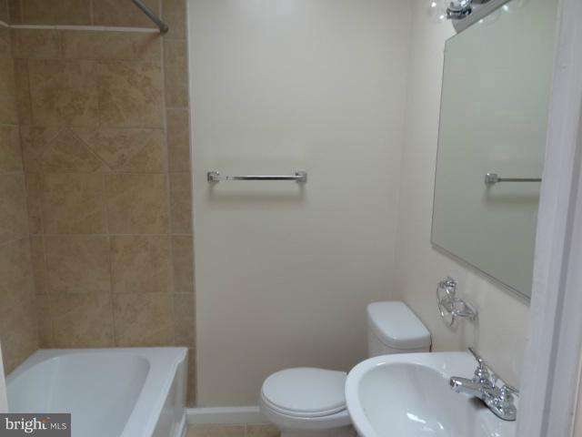 4307 Eldone Road Baltimore, MD 21229 - Photo 11 of 20