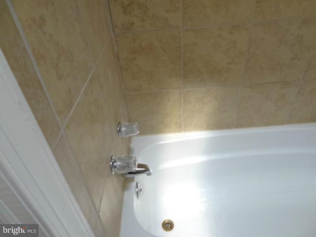 4307 Eldone Road Baltimore, MD 21229 - Photo 12 of 20