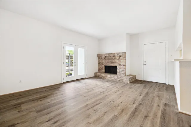 $1,400 | 2425 Augusta Drive, Unit 7, Houston, TX 77057