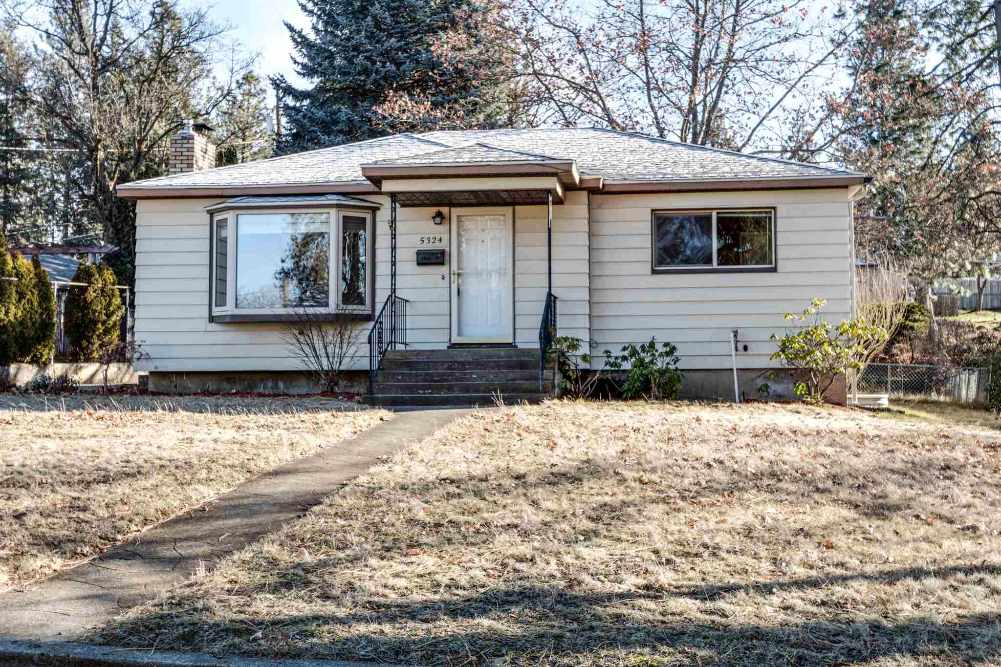 5324 North Fairmount Place Spokane, WA 99205 - Photo 1 of 26