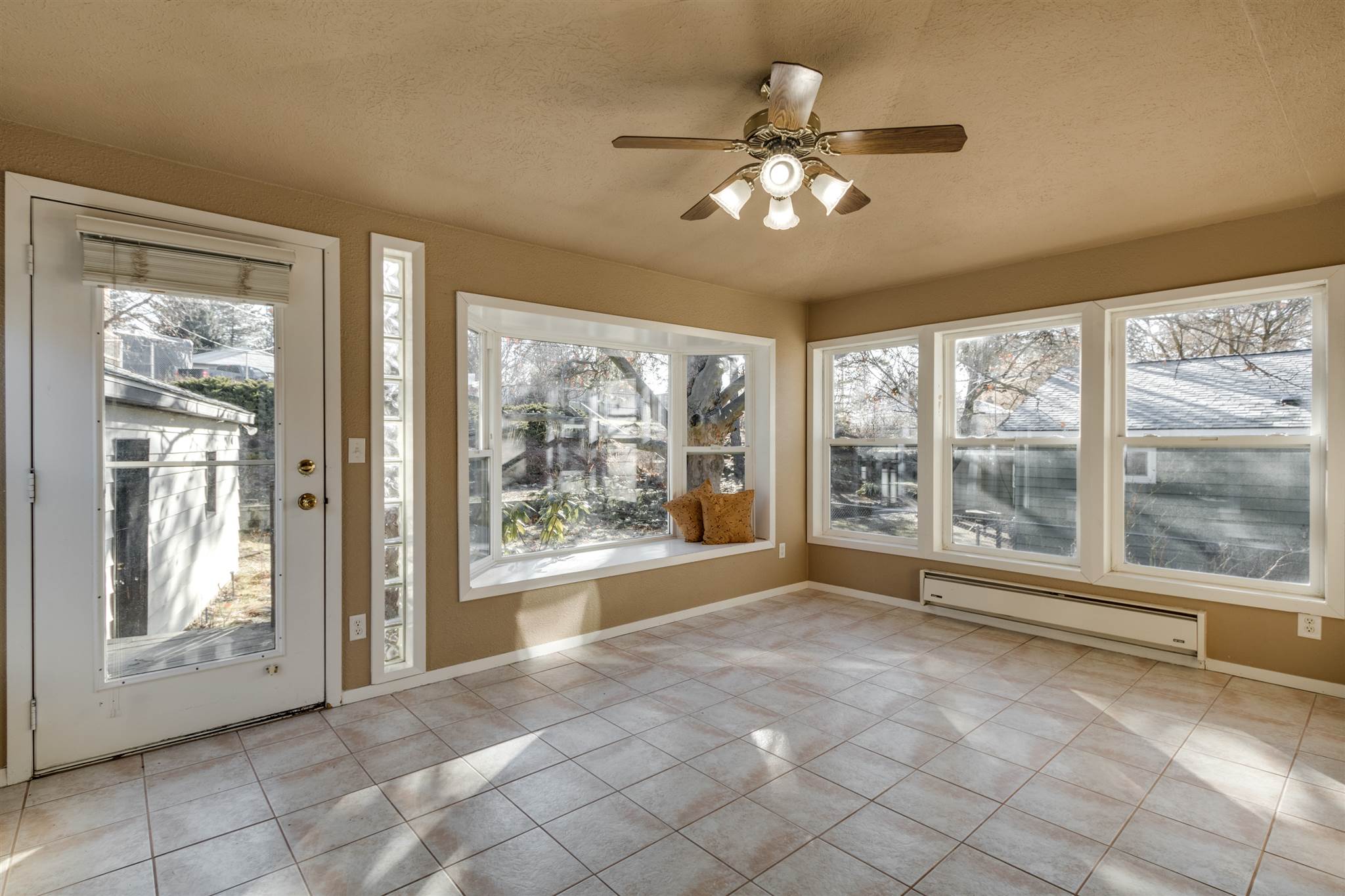 5324 North Fairmount Place Spokane, WA 99205 - Photo 9 of 26