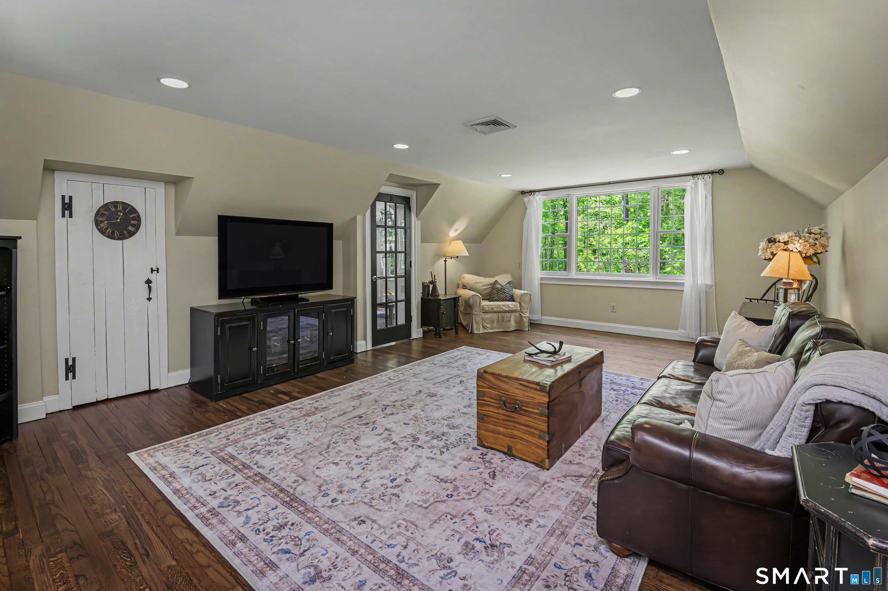 78 Deer Hill Drive Ridgefield, CT 06877 - Photo 16 of 40