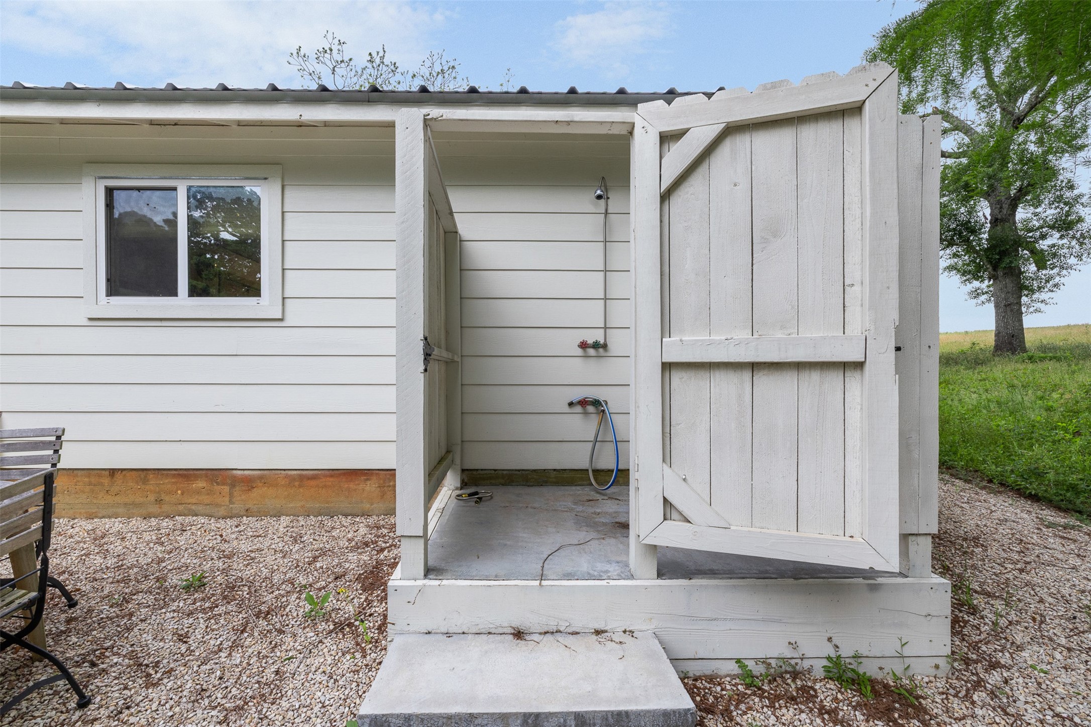 11401 Schaffner Road Sealy, TX 77474 - Photo 17 of 47