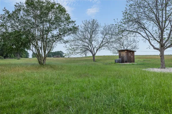 $695,000 | 11401 Schaffner Road, Sealy, TX 77474