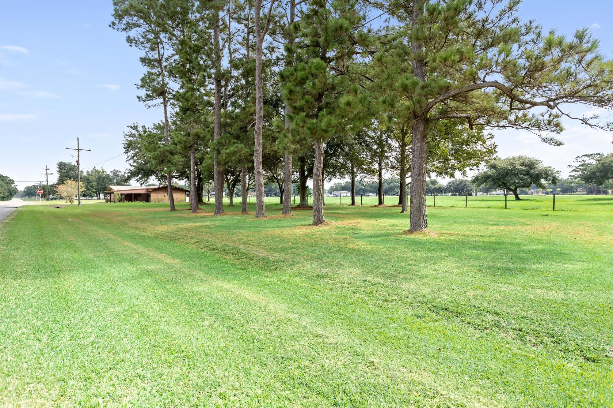 207 Carter Road Winnie, TX 77665 - Photo 25 of 26 Gallery Image 25