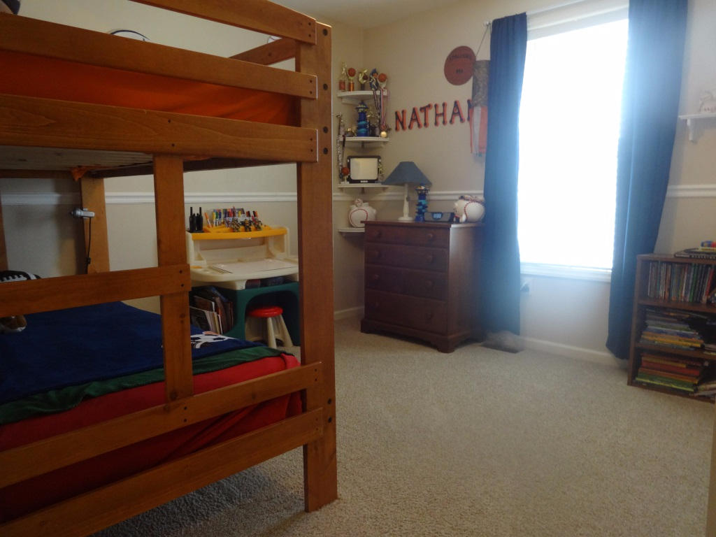 1732 Meadows Road Vinton, VA 24179 - Photo 8 of 32 a room with furniture and a window