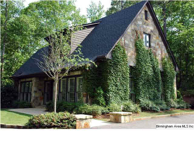 305 Dunrobin Circle Pelham, AL 35124 - Photo 12 of 16