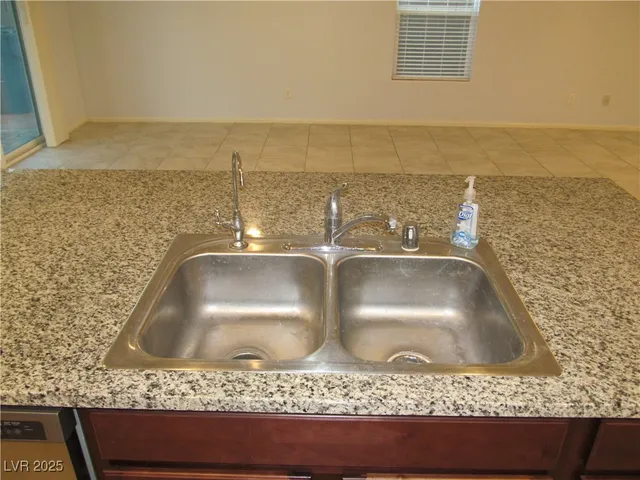 $2,250 | 5730 Casa Branca Street, Las Vegas, NV 89148