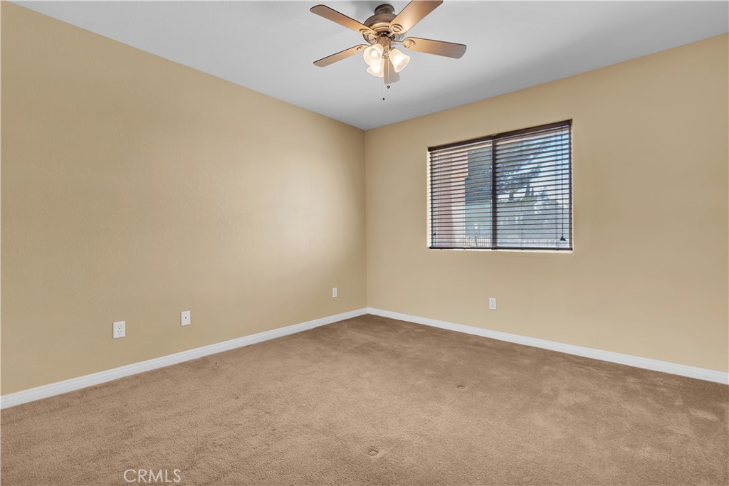 9379 Middleton Road Phelan, CA 92371 - Photo 16 of 36