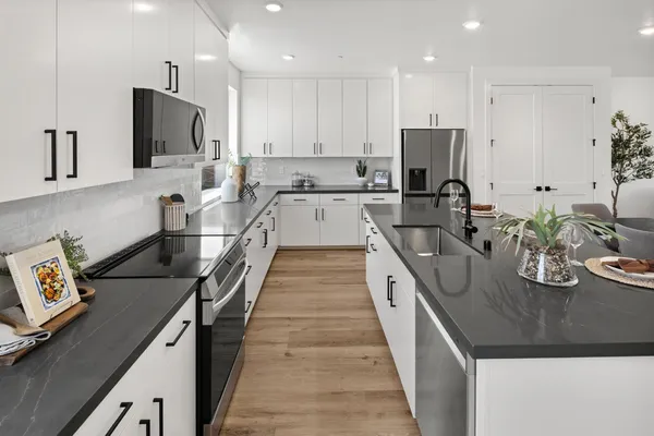 $657,990 | 1005 Edwina Justus Loop, Unit LOT03, Roseville, CA 95678