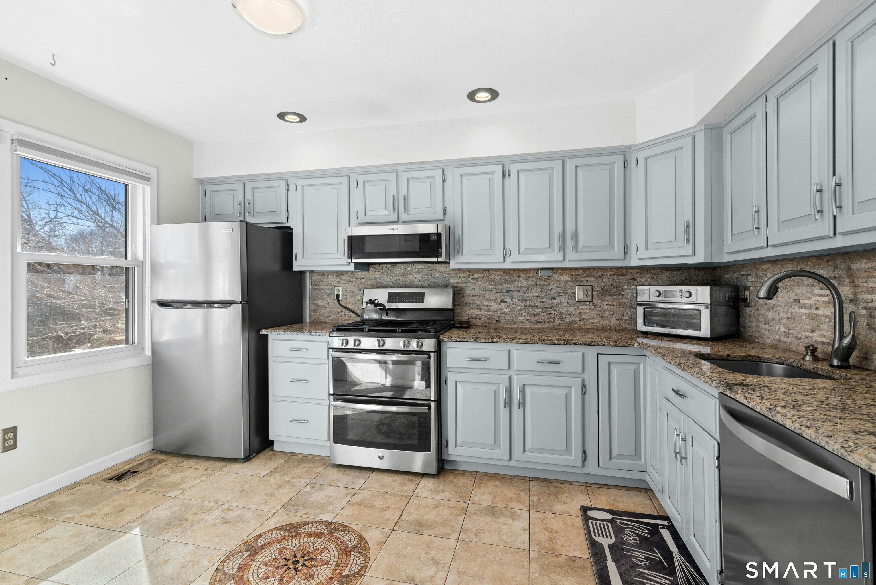 4 Rolling Ridge Road, Unit 4 Monroe, CT 06468 - Photo 14 of 32