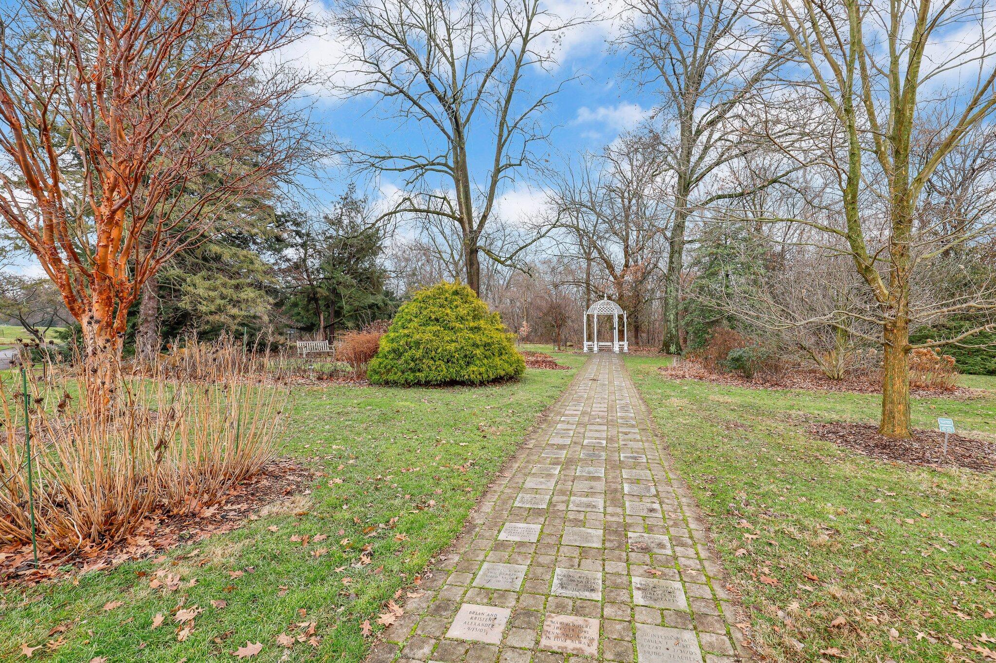 349 East Cooke Road Columbus, OH 43214 - Photo 66 of 78 Clintonville