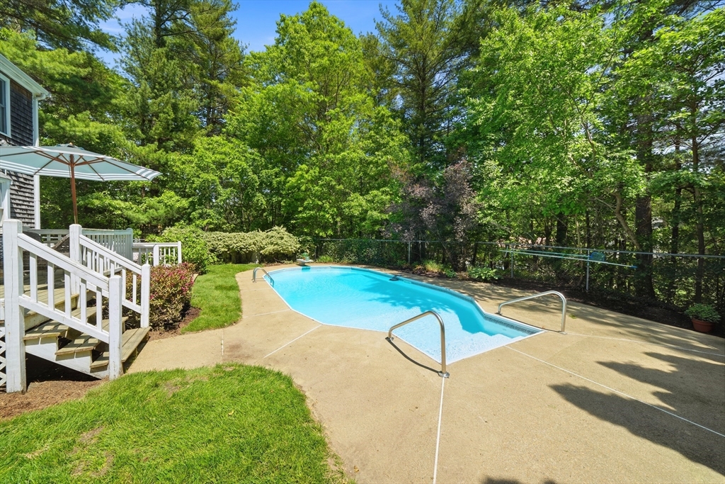29 Walter Faunce Road Kingston, MA 02364 - Photo 34 of 38