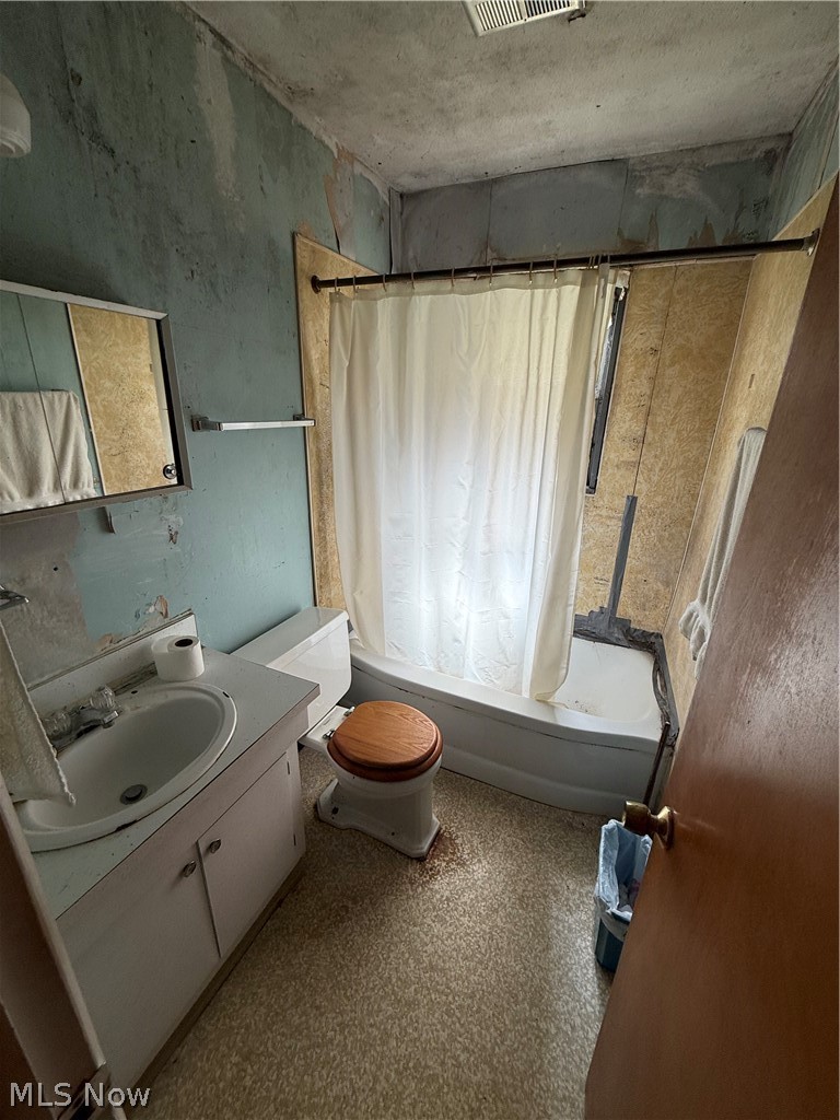 19006 Melville Road Cleveland, OH 44110 - Photo 8 of 21 Gallery Image 8