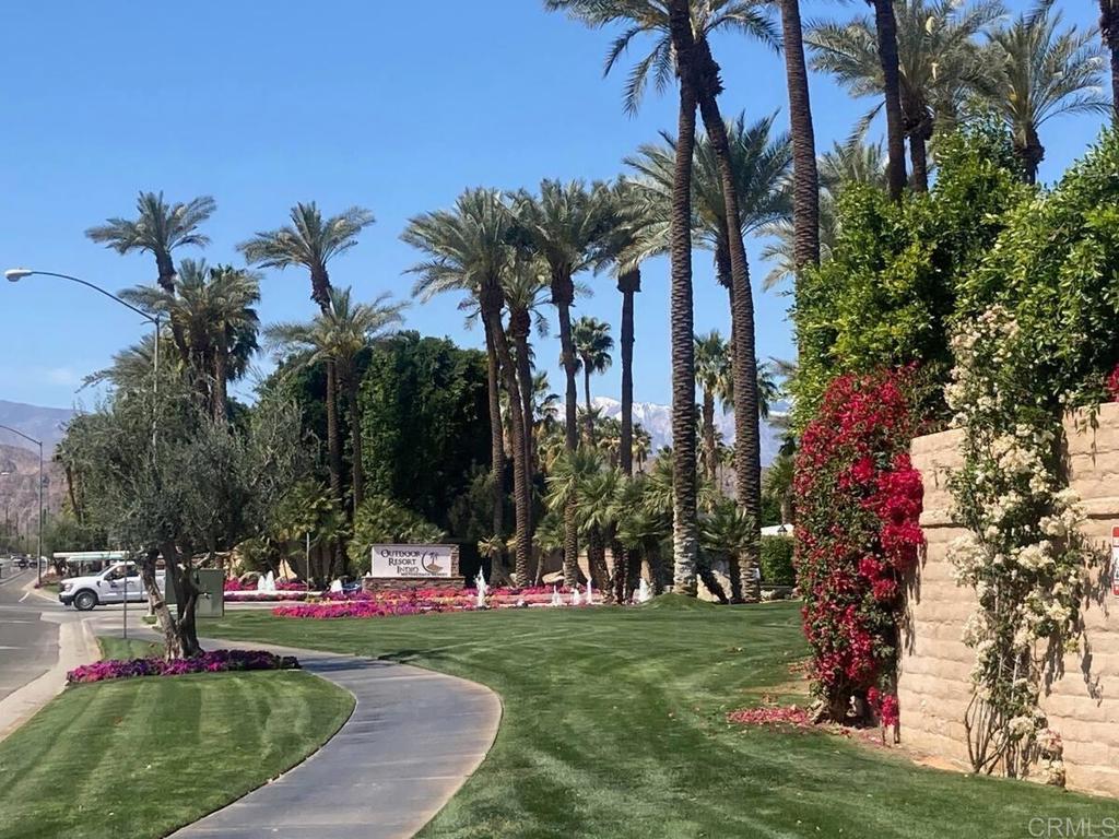 80596 Key Largo Avenue Indio, CA 92201 - Photo 49 of 59 a view of a park with palm trees
