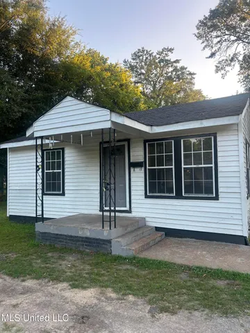 $57,500 | 504 2nd Avenue North, Greenwood, MS 38930