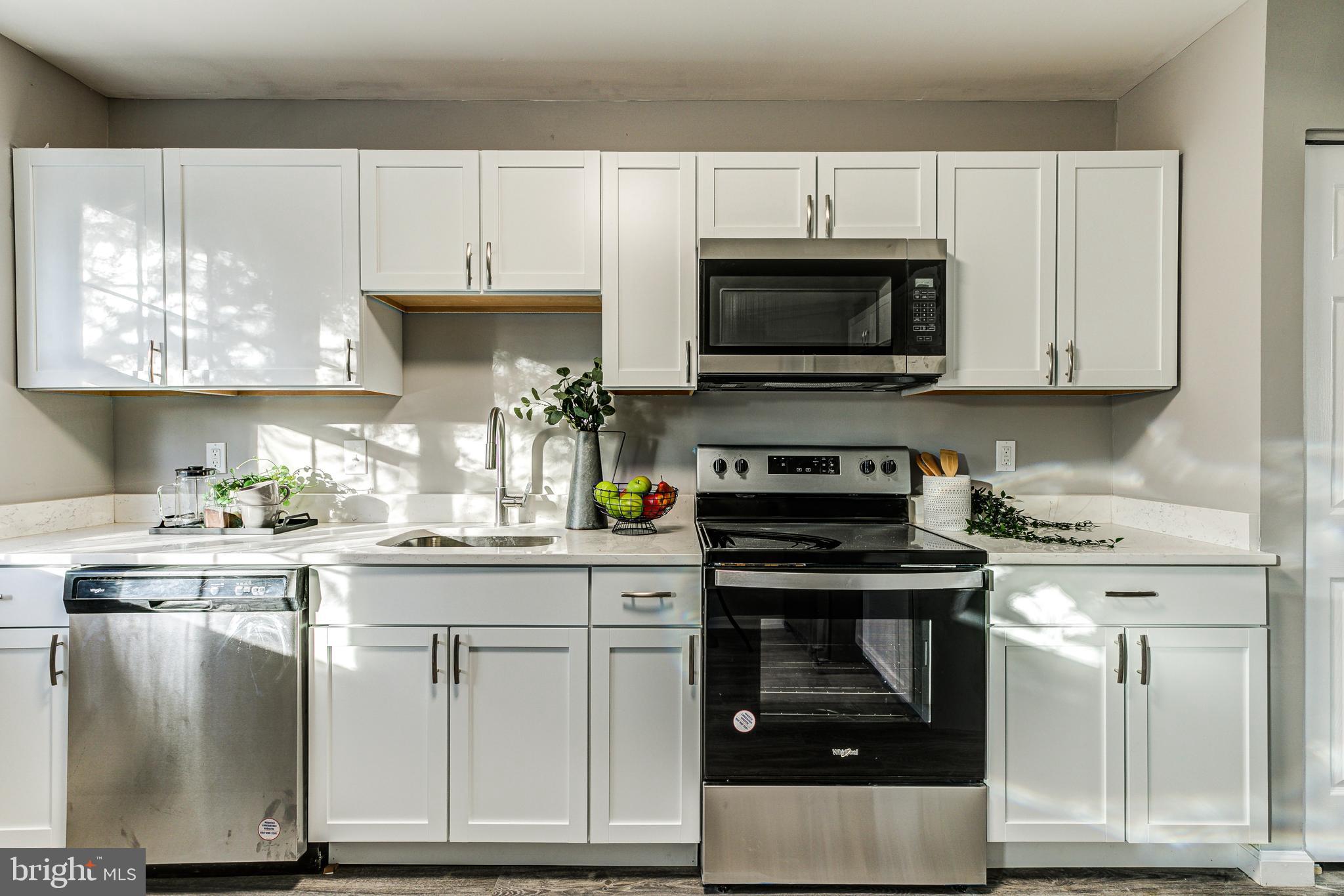 9323 Pan Ridge Road, Unit 9323 Parkville, MD 21234 - Photo 7 of 34