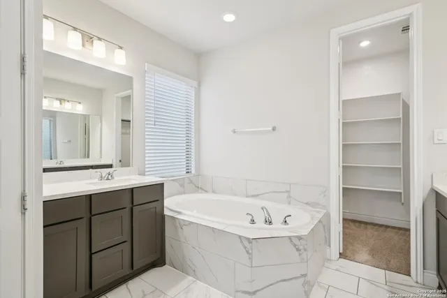 $2,700 | 14047 May Mist, San Antonio, TX 78253