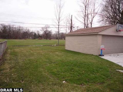 9530 Merrick Street Taylor, MI 48180 - Photo 13 of 14 20007315-12.JPG