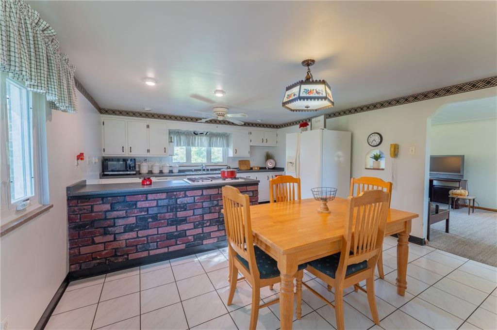 14125 Ridge Road North Huntingdon, PA 15642 - Photo 2 of 28 Gallery Image 2