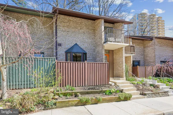 $648,000 | 9211 Three Oaks Drive, Silver Spring, MD 20901