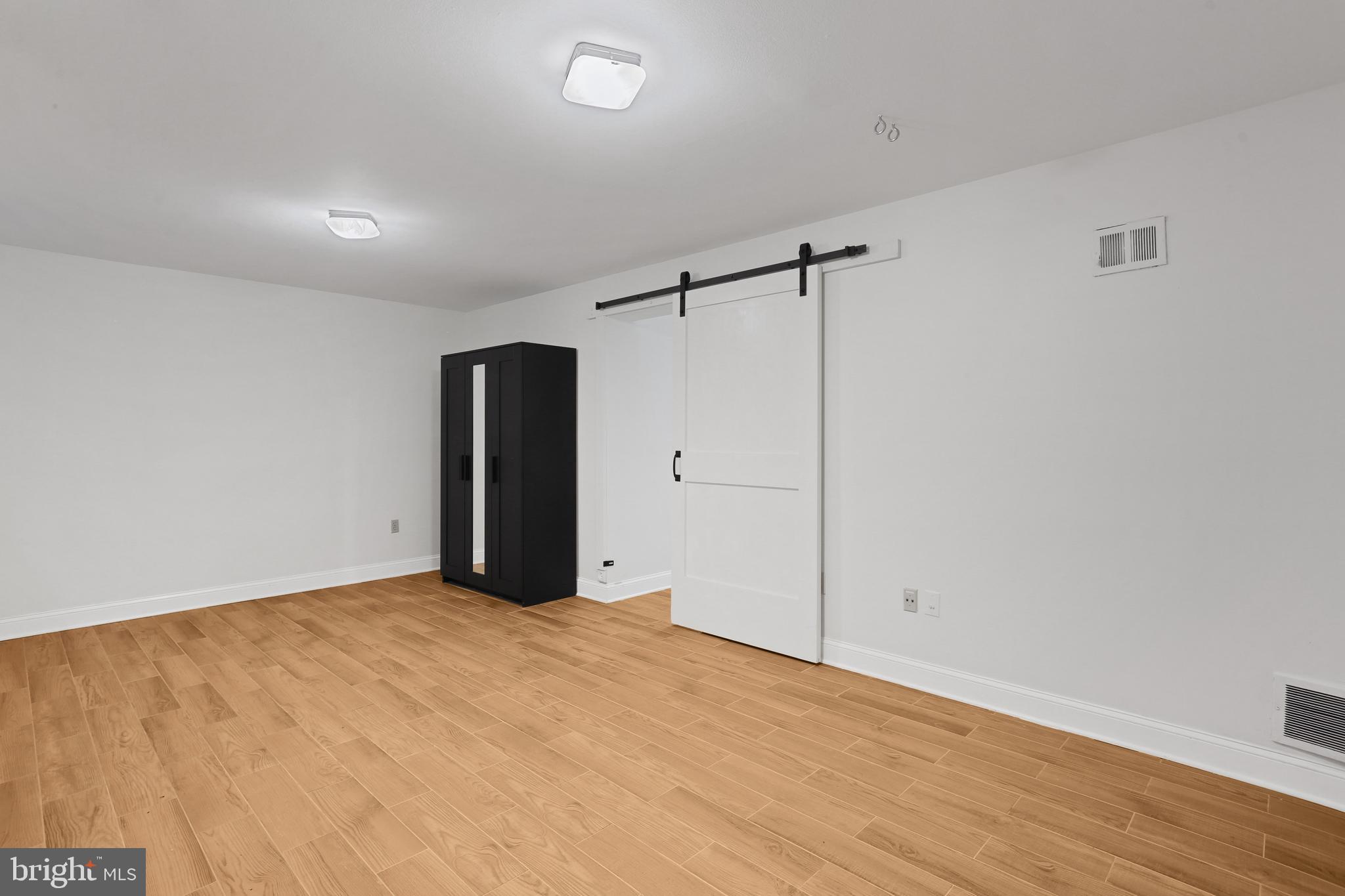 9211 Three Oaks Drive Silver Spring, MD 20901 - Photo 47 of 70