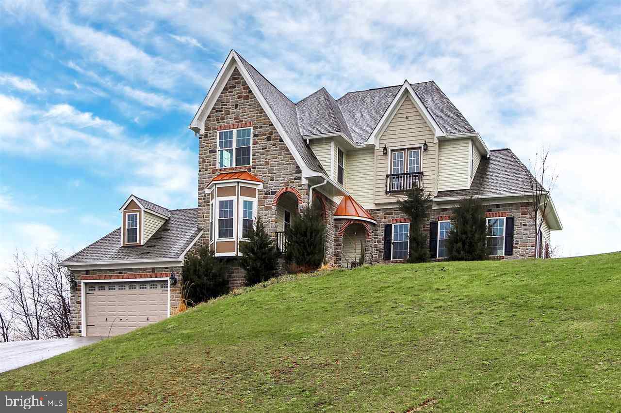 12 South Burns Road Spring Grove, PA 17362 - Photo 3 of 36