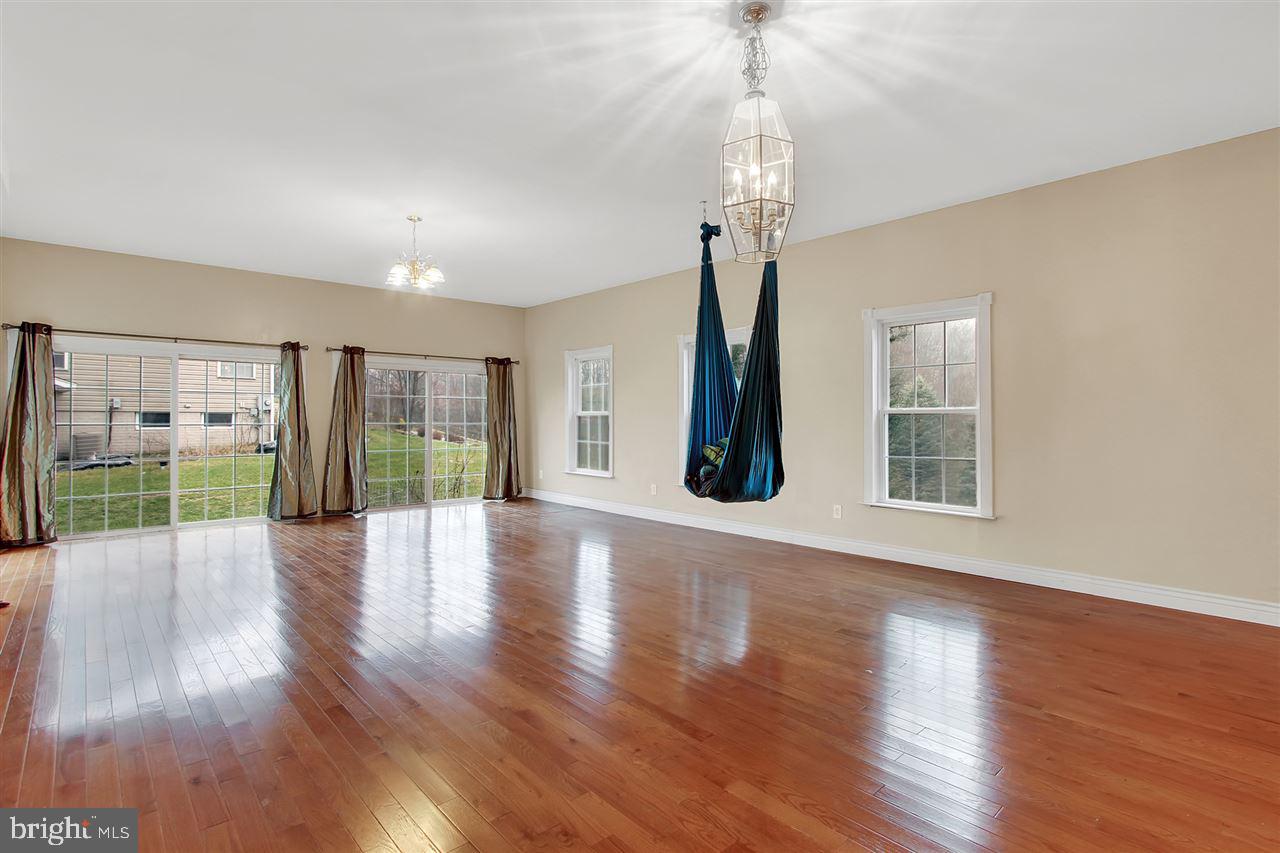 12 South Burns Road Spring Grove, PA 17362 - Photo 7 of 36
