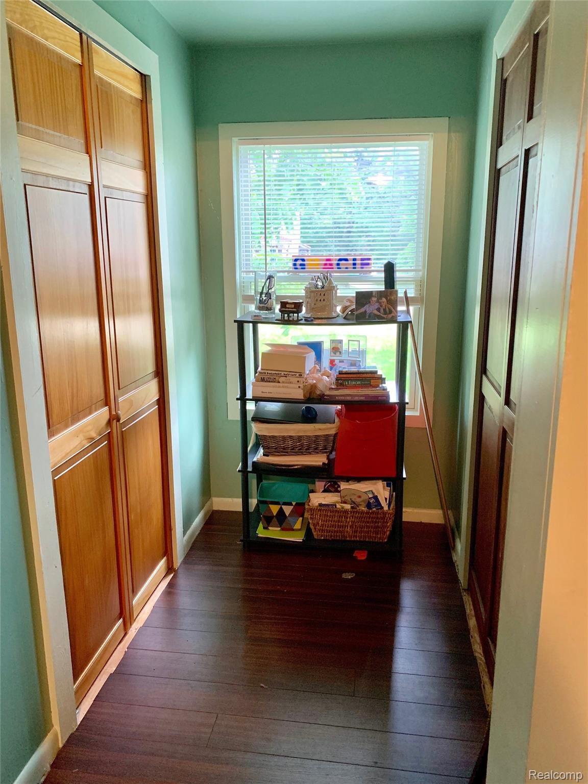 318 Reid Road Grand Blanc, MI 48439 - Photo 11 of 16 IMG-0513.JPG