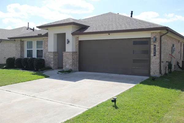 $2,300 | 8206 Precious Passing Way, Rosharon, TX 77583