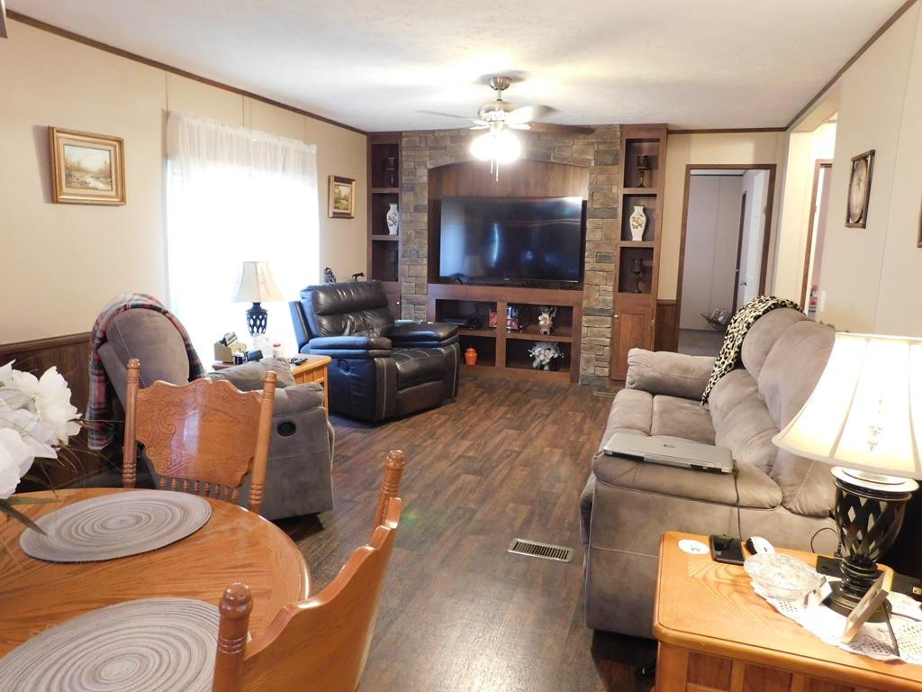 227 Sunshine Lane Decatur, TN 37322 - Photo 8 of 35 Gallery Image 8